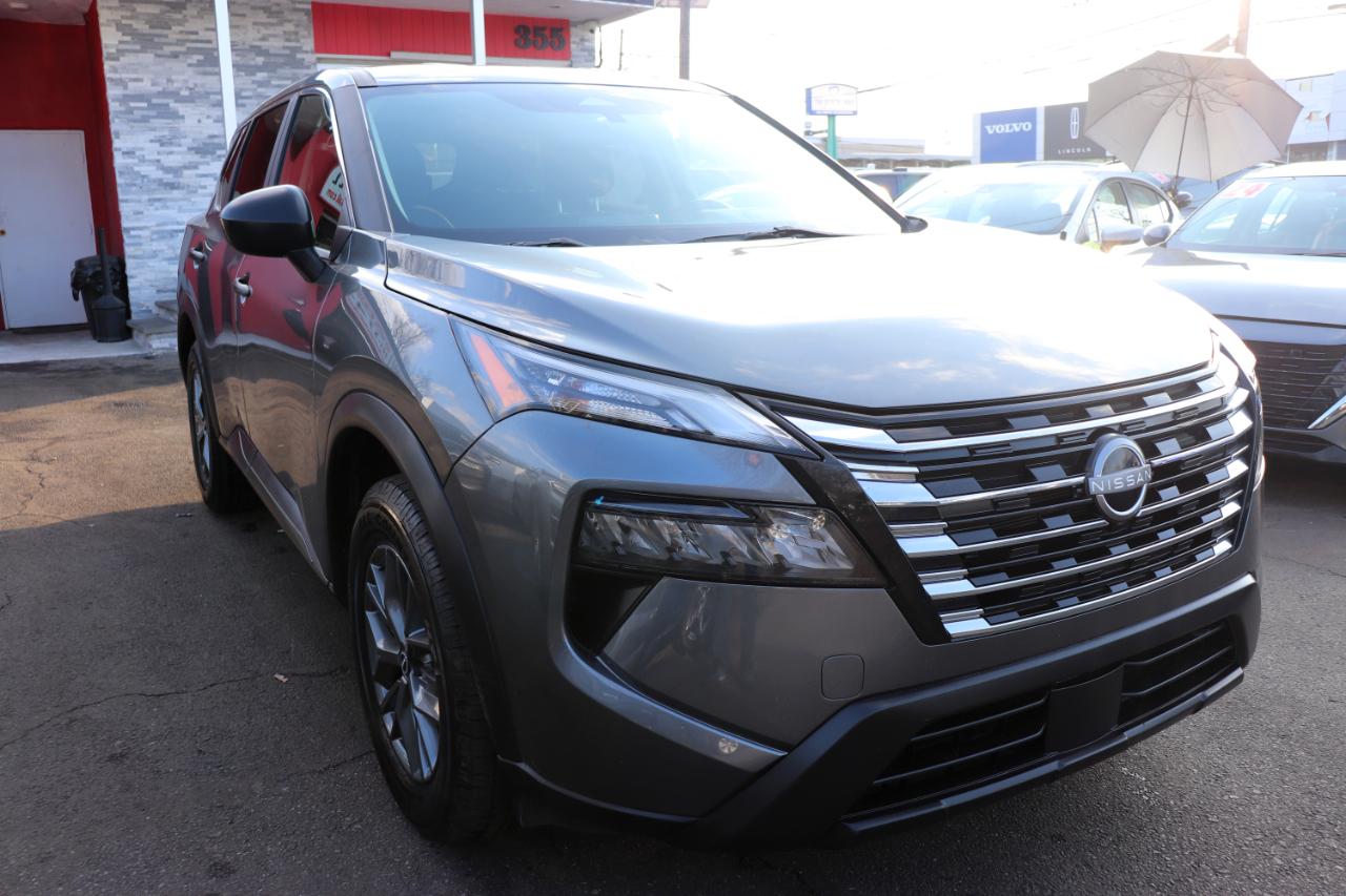 Nissan Rogue FWD S 2024