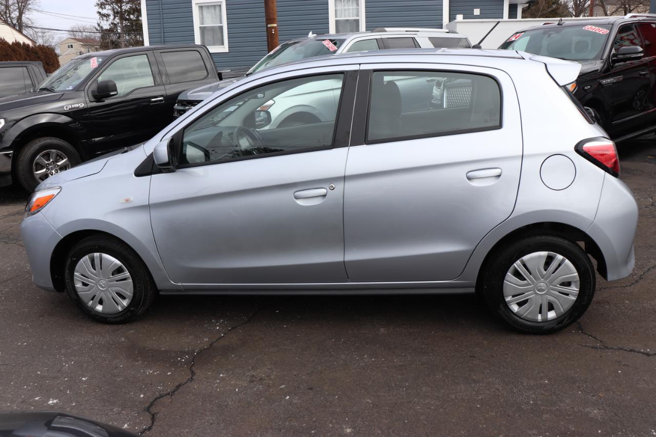 Mitsubishi Mirage ES CVT 2024