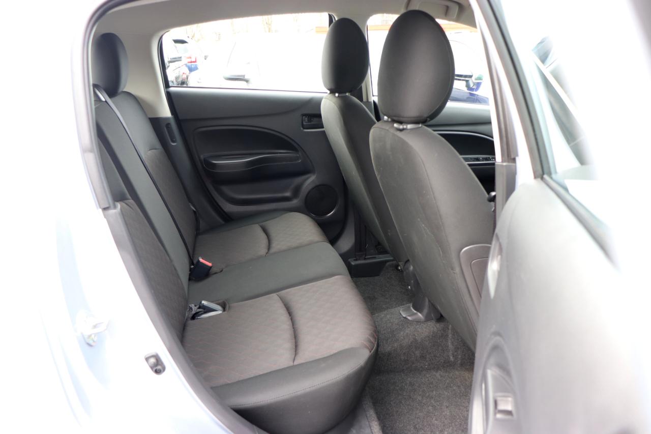 Mitsubishi Mirage ES CVT 2024