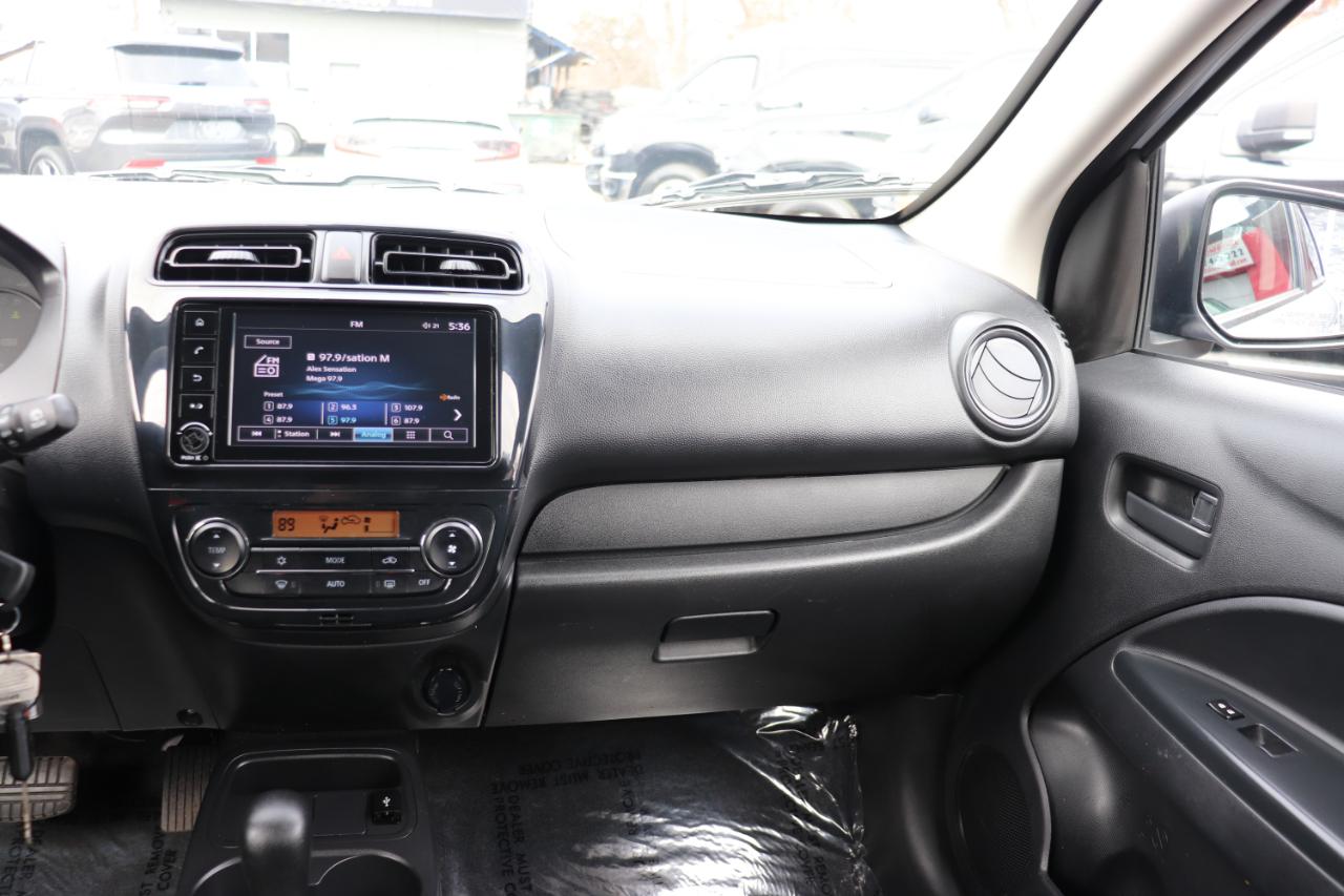 Mitsubishi Mirage ES CVT 2024