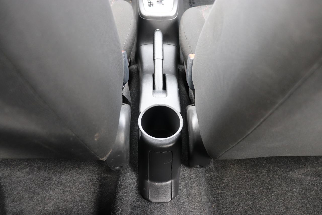 Mitsubishi Mirage ES CVT 2024