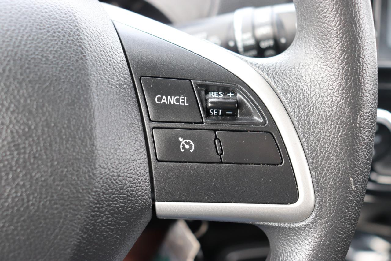 Mitsubishi Mirage ES CVT 2024