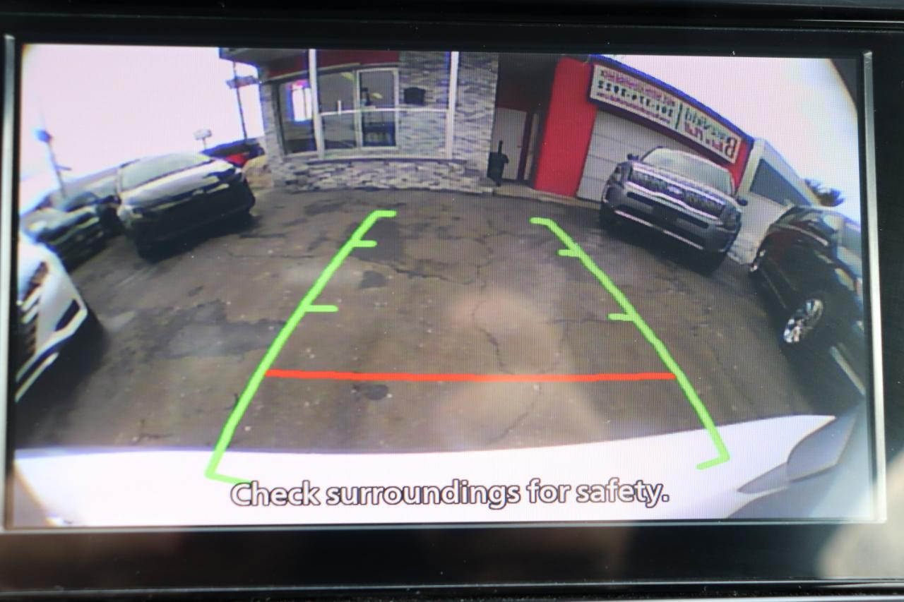 Mitsubishi Mirage ES CVT 2024