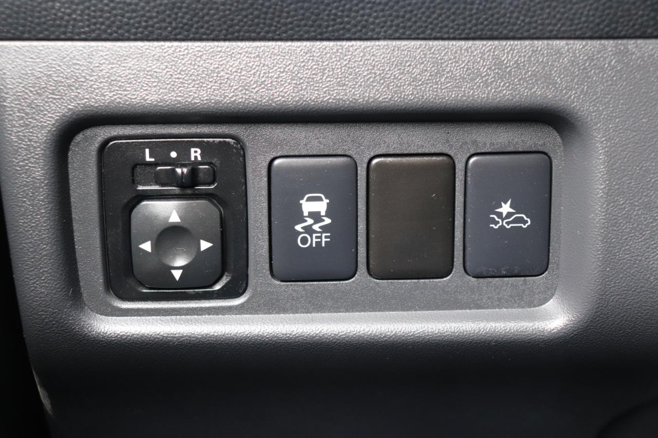 Mitsubishi Mirage ES CVT 2024