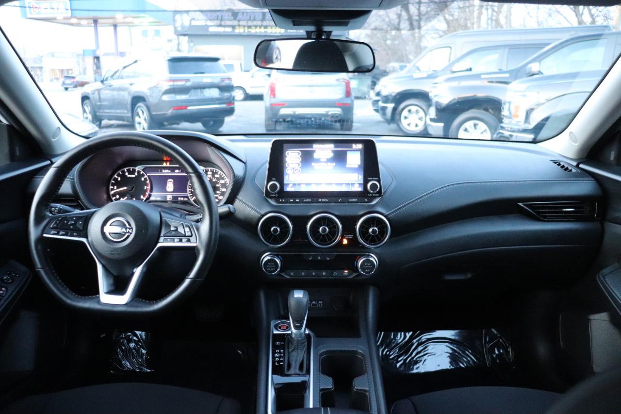 Nissan Sentra SV CVT 2025