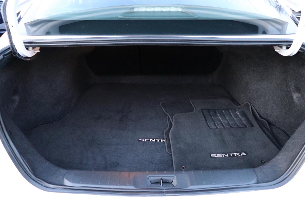 Nissan Sentra SV CVT 2025