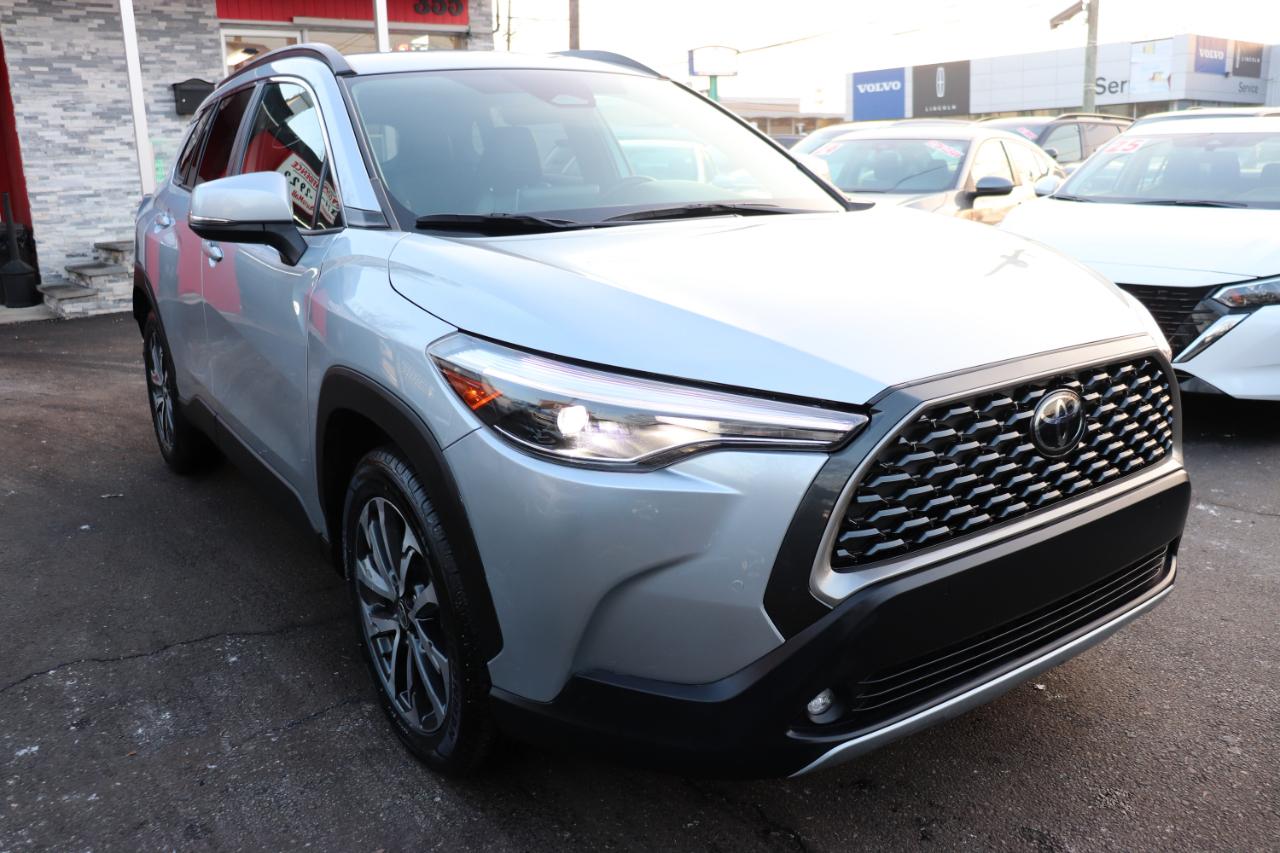 Toyota Corolla Cross XLE 2WD (Natl) 2023