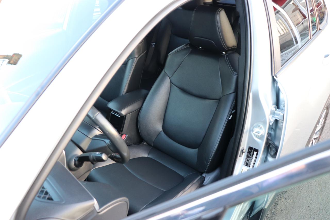 Toyota Corolla Cross XLE 2WD (Natl) 2023