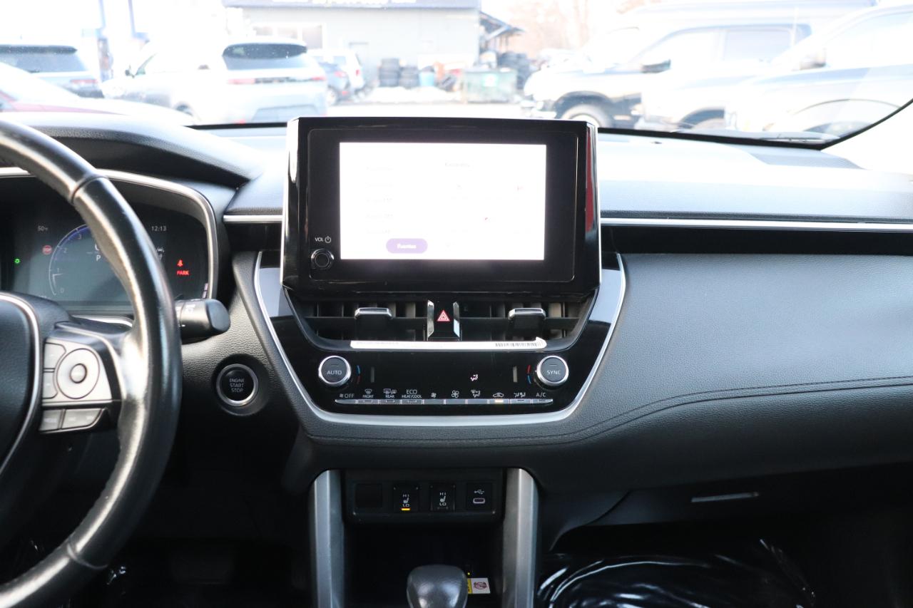 Toyota Corolla Cross XLE 2WD (Natl) 2023