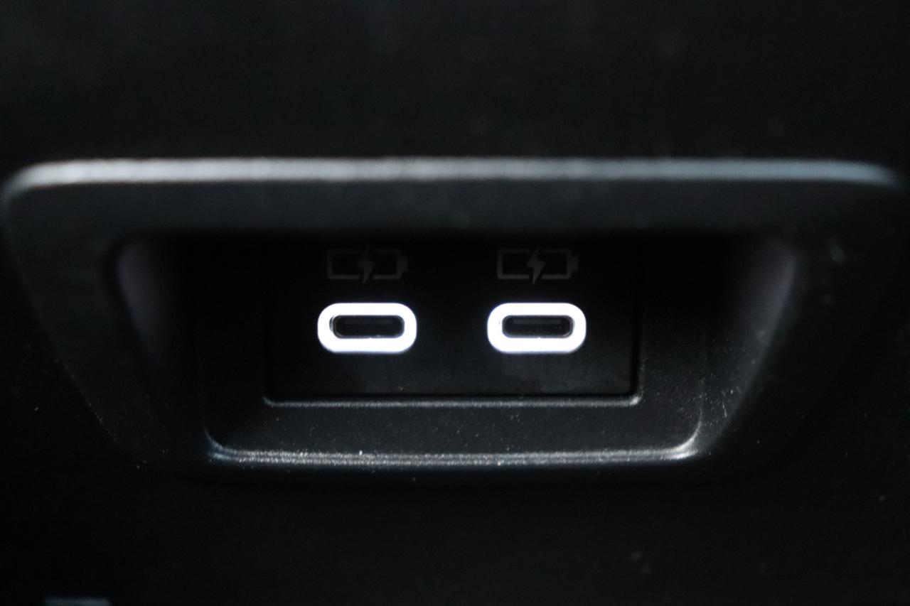 Toyota Corolla Cross XLE 2WD (Natl) 2023