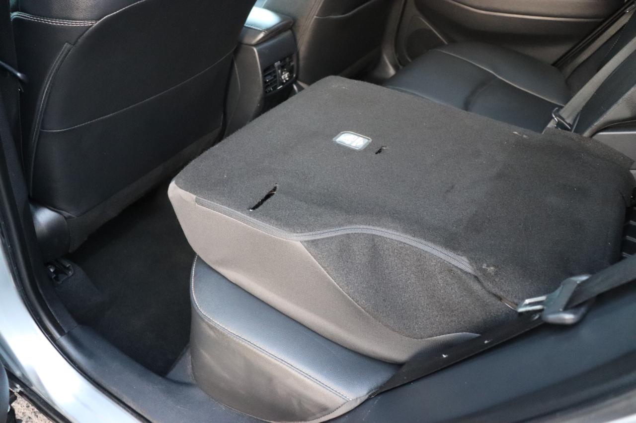 Toyota Corolla Cross XLE 2WD (Natl) 2023