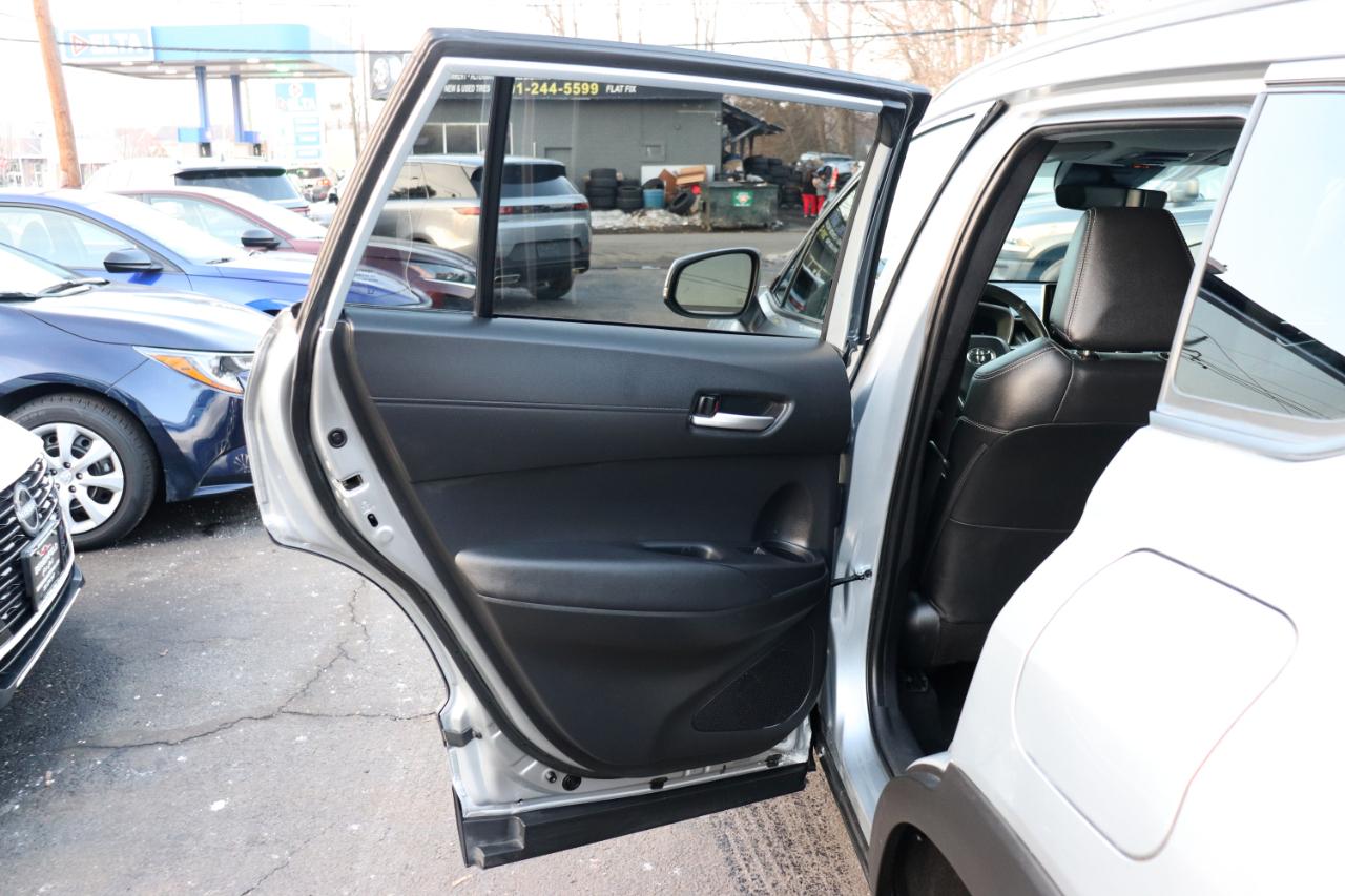 Toyota Corolla Cross XLE 2WD (Natl) 2023