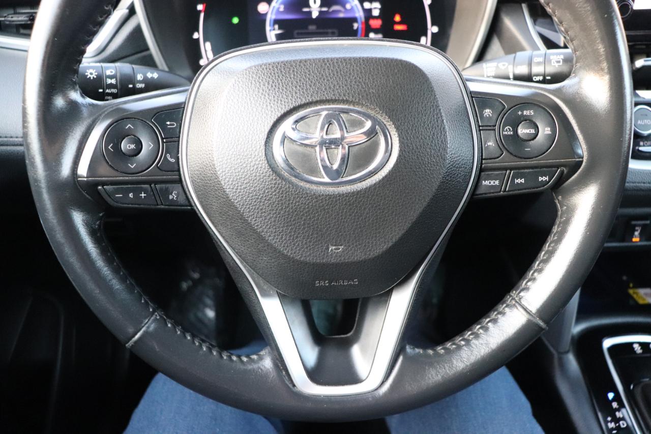 Toyota Corolla Cross XLE 2WD (Natl) 2023