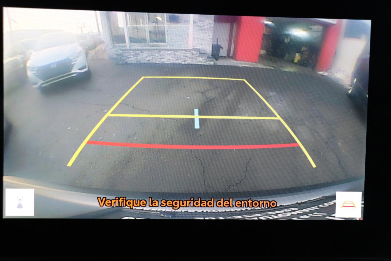 Toyota Corolla Cross XLE 2WD (Natl) 2023