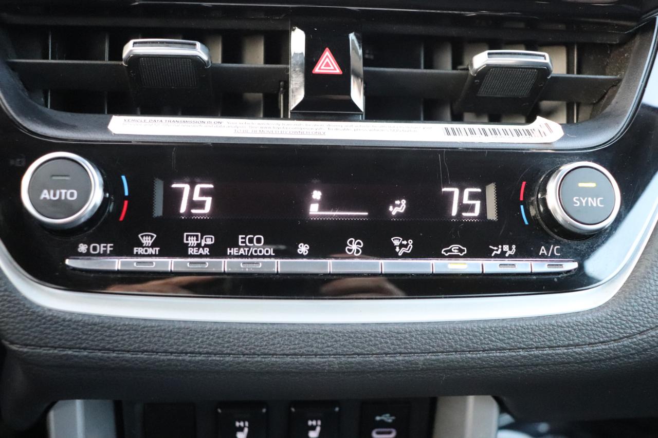 Toyota Corolla Cross XLE 2WD (Natl) 2023