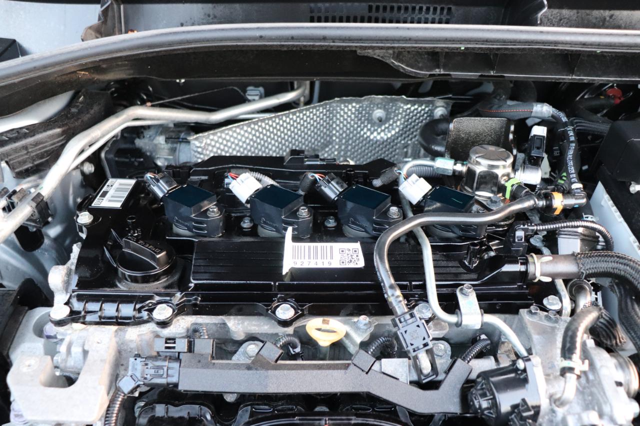 Toyota Corolla Cross XLE 2WD (Natl) 2023