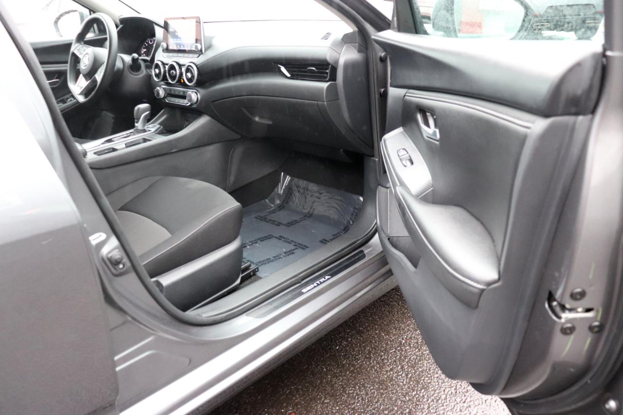 Nissan Sentra SV CVT 2025