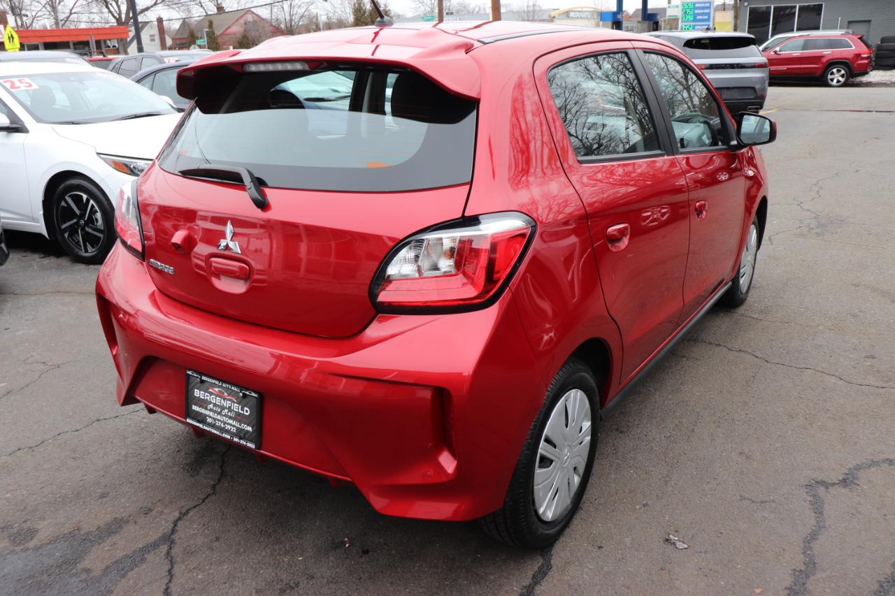 Mitsubishi Mirage ES CVT 2024