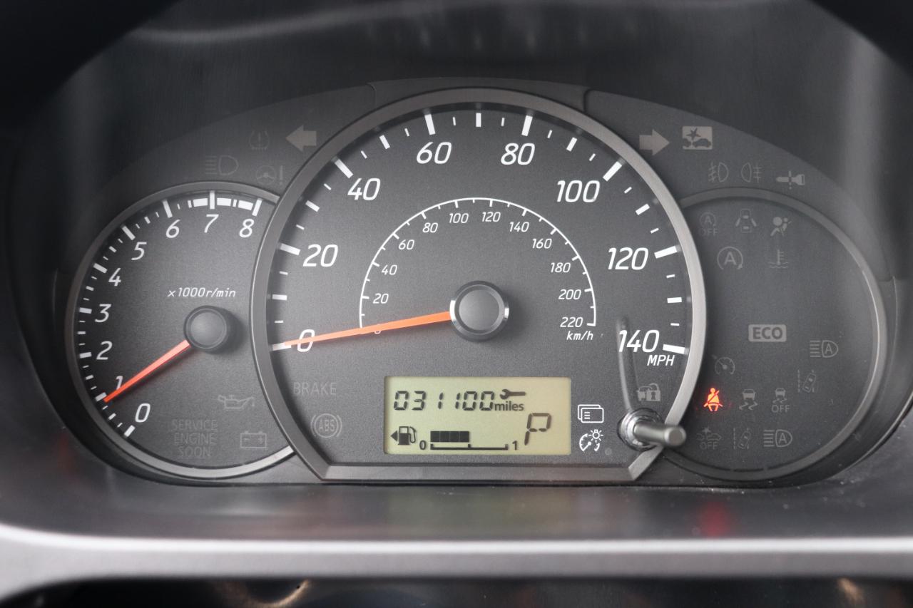 Mitsubishi Mirage ES CVT 2024