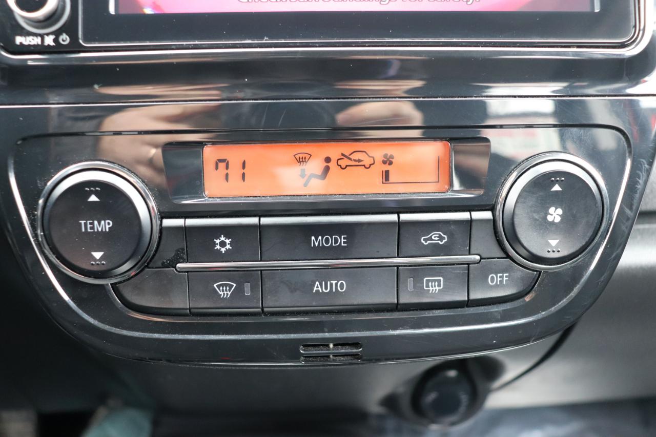 Mitsubishi Mirage ES CVT 2024