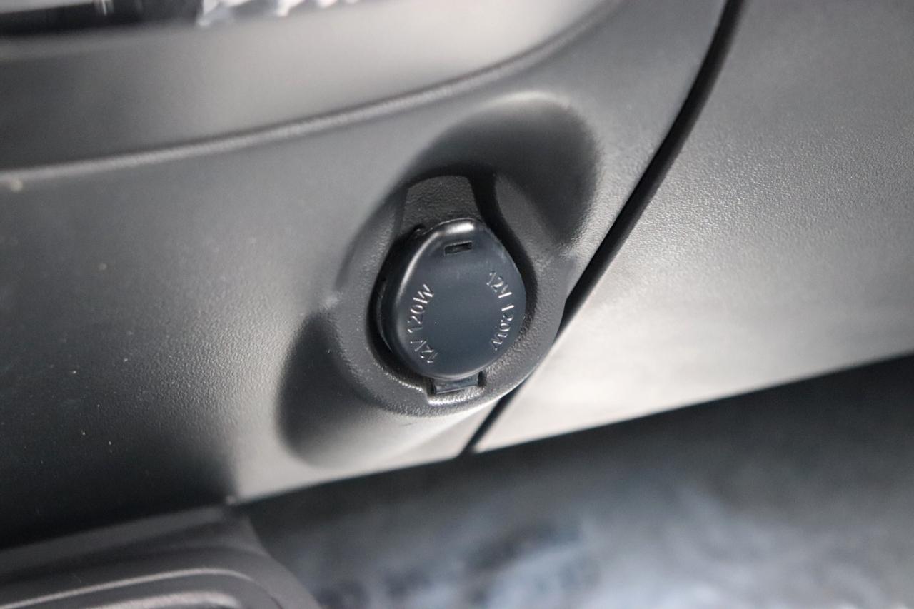 Mitsubishi Mirage ES CVT 2024