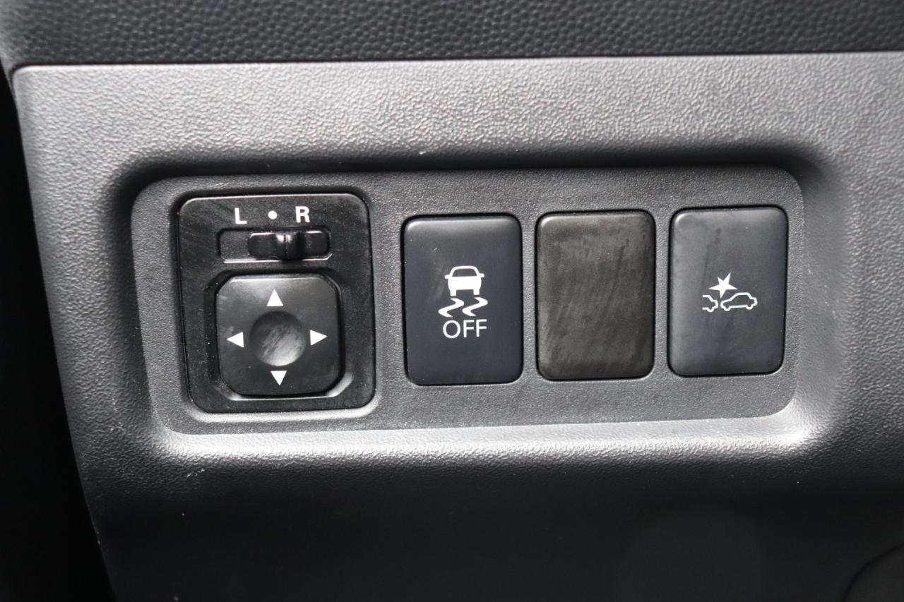 Mitsubishi Mirage ES CVT 2024