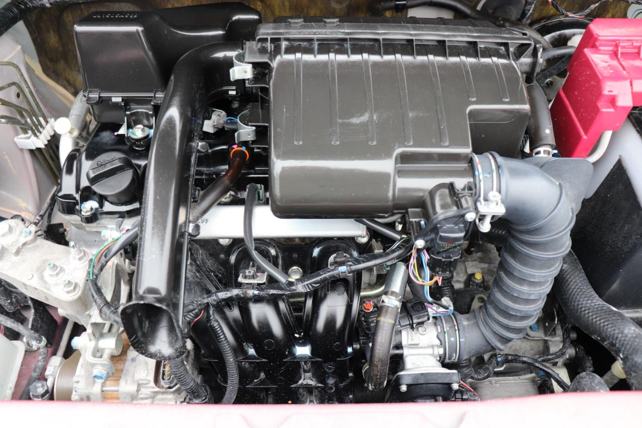 Mitsubishi Mirage ES CVT 2024