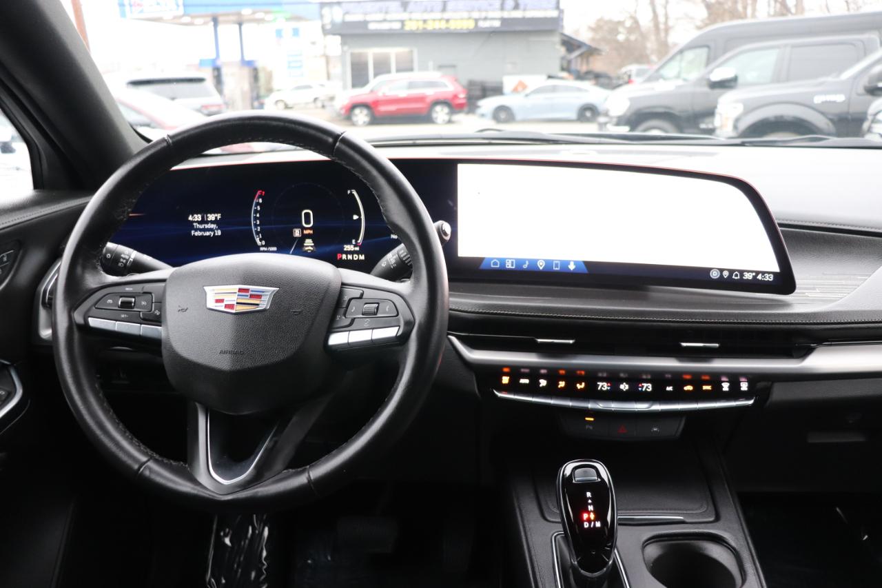 Cadillac XT4 FWD 4dr Premium Luxury 2025