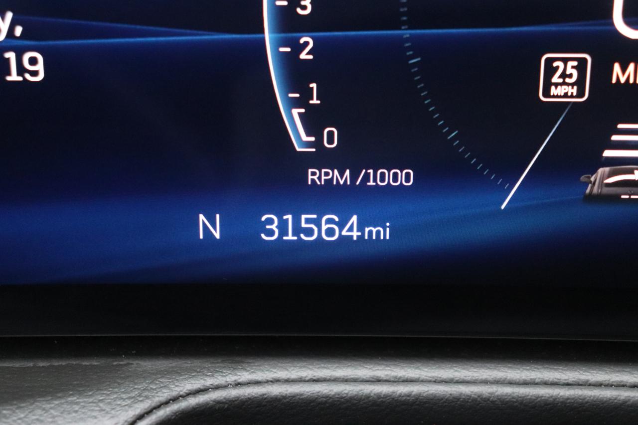 Cadillac XT4 FWD 4dr Premium Luxury 2025