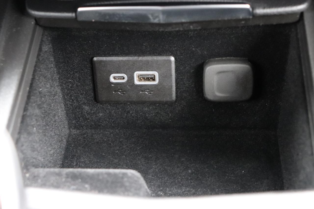 Cadillac XT4 FWD 4dr Premium Luxury 2025