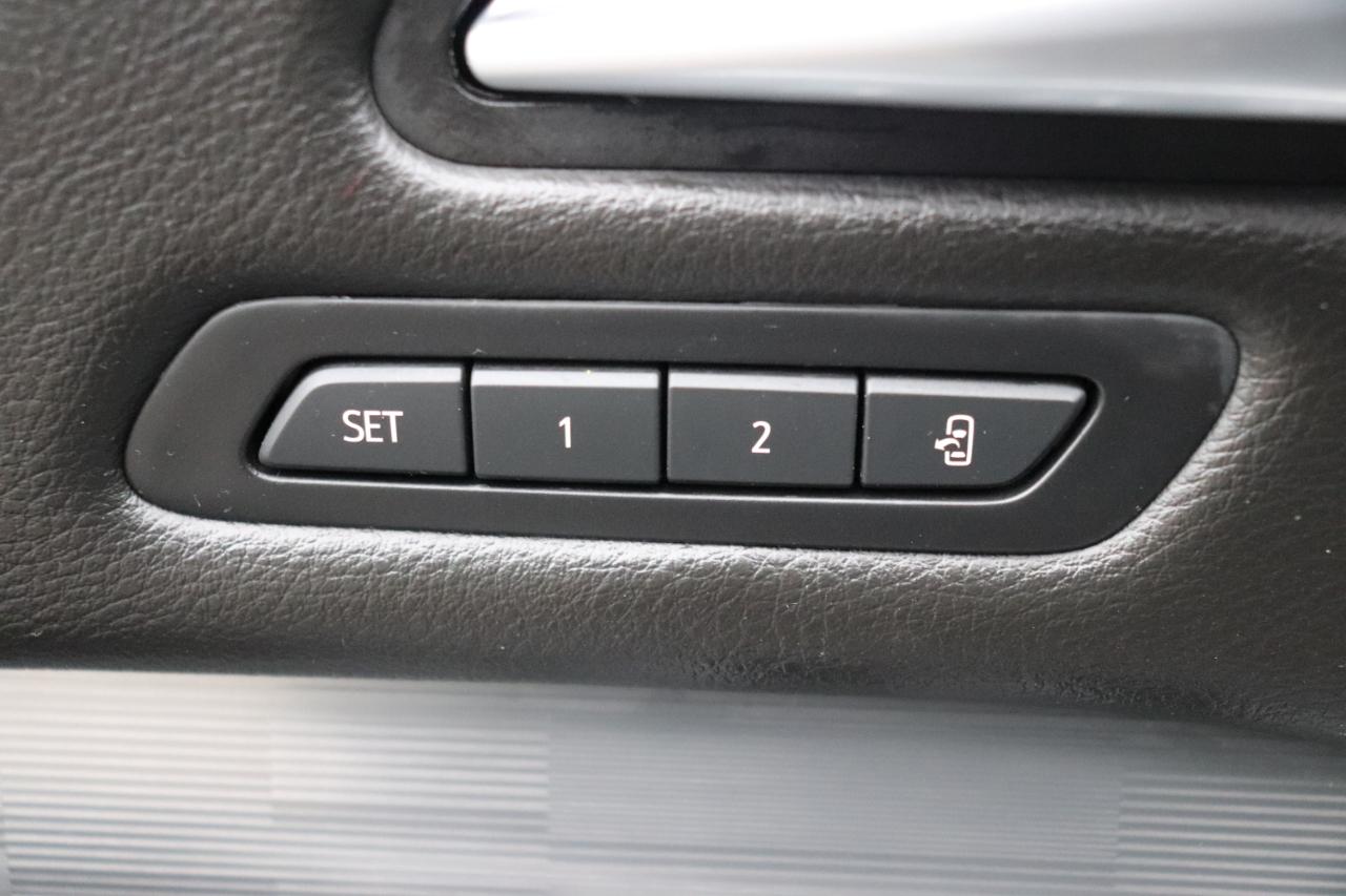 Cadillac XT4 FWD 4dr Premium Luxury 2025