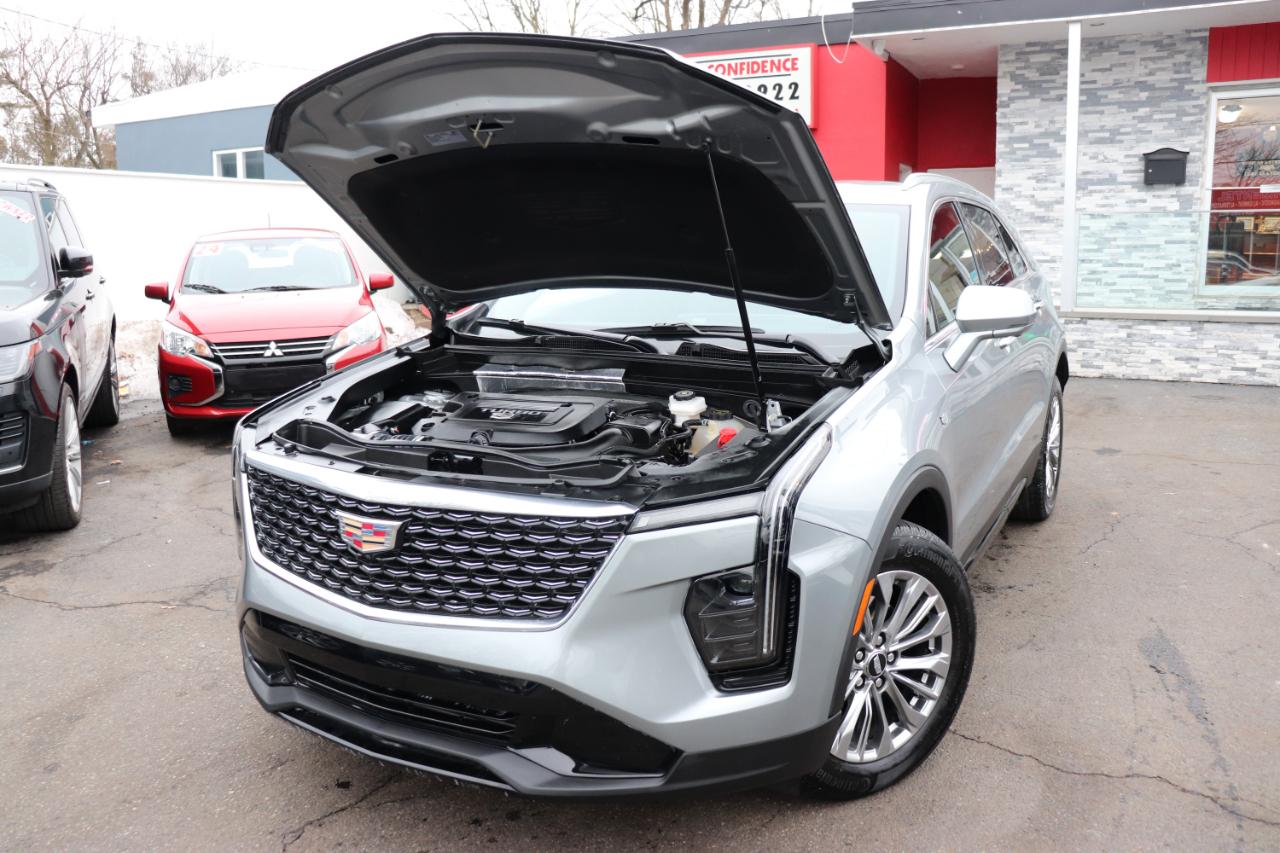 Cadillac XT4 FWD 4dr Premium Luxury 2025