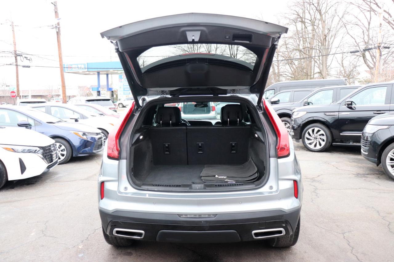 Cadillac XT4 FWD 4dr Premium Luxury 2025