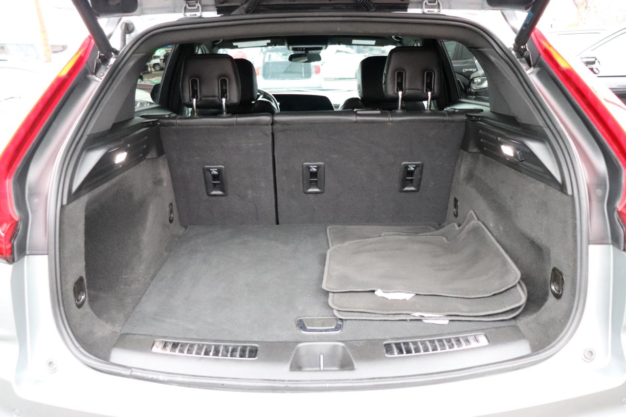 Cadillac XT4 FWD 4dr Premium Luxury 2025