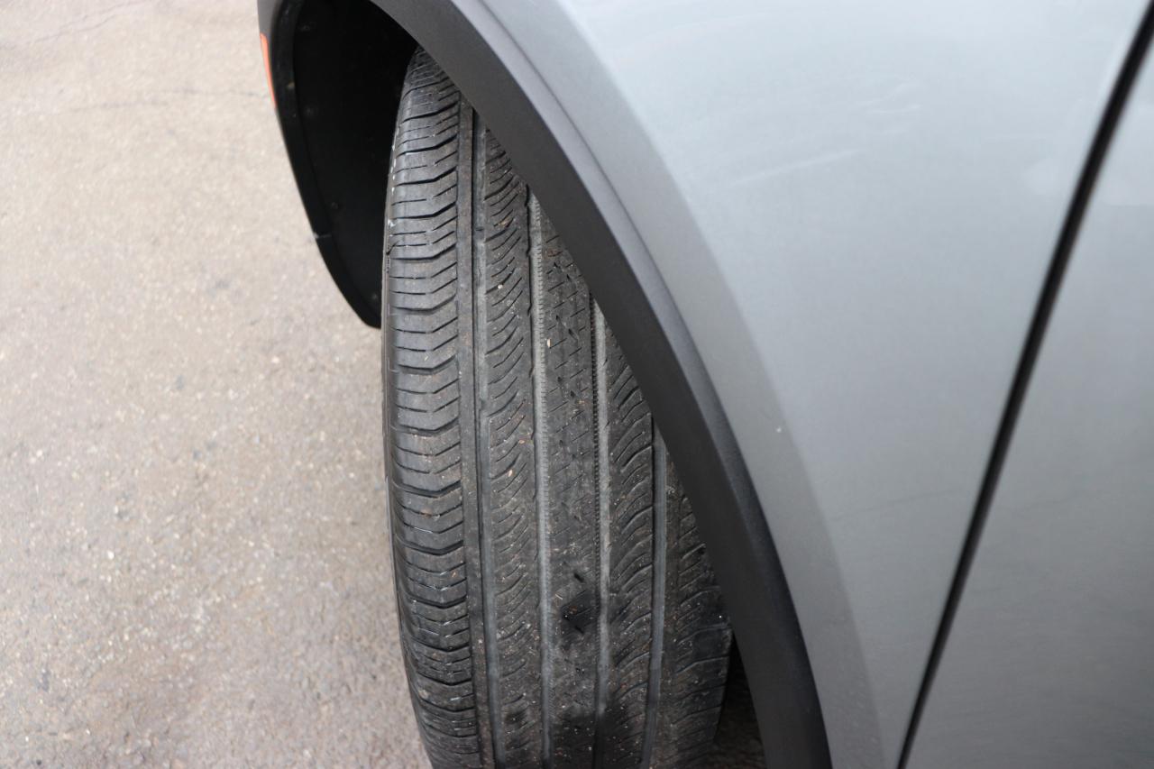 Cadillac XT4 FWD 4dr Premium Luxury 2025