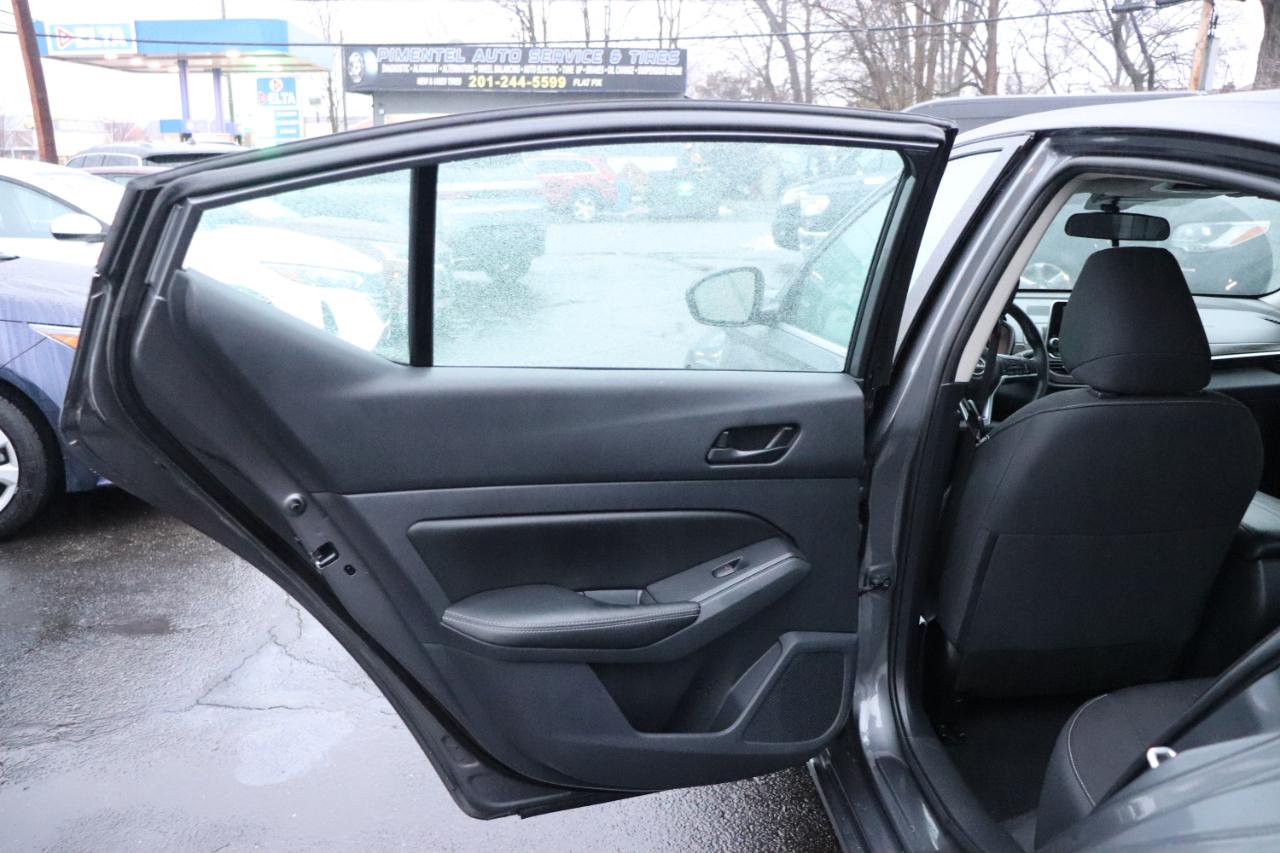 Nissan Altima 2.5 SV Sedan 2024