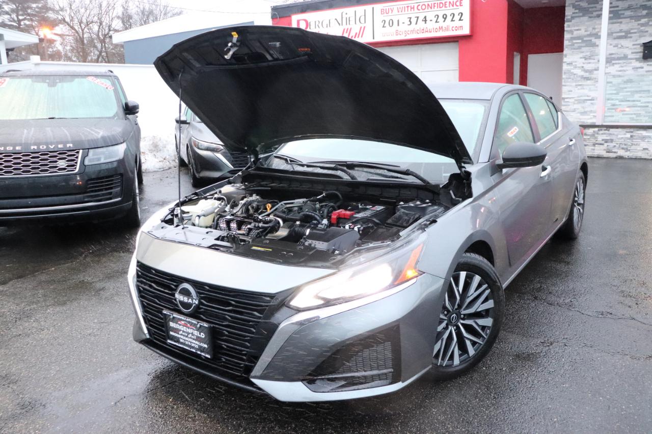 Nissan Altima 2.5 SV Sedan 2024