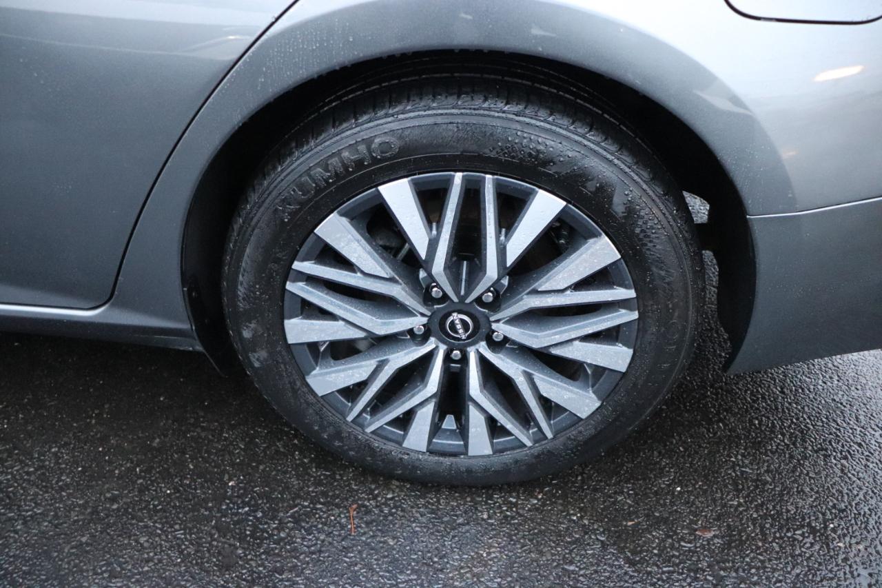 Nissan Altima 2.5 SV Sedan 2024