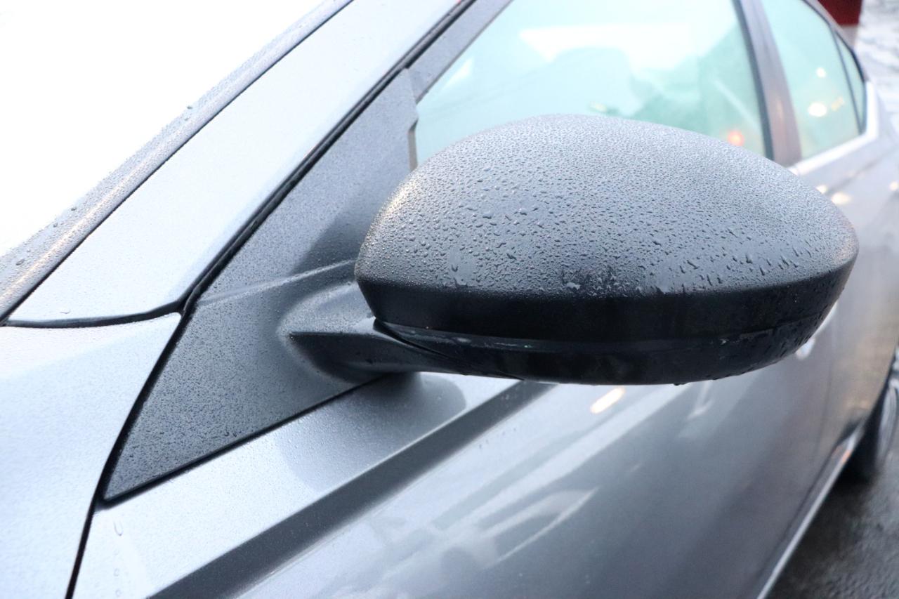 Nissan Altima 2.5 SV Sedan 2024