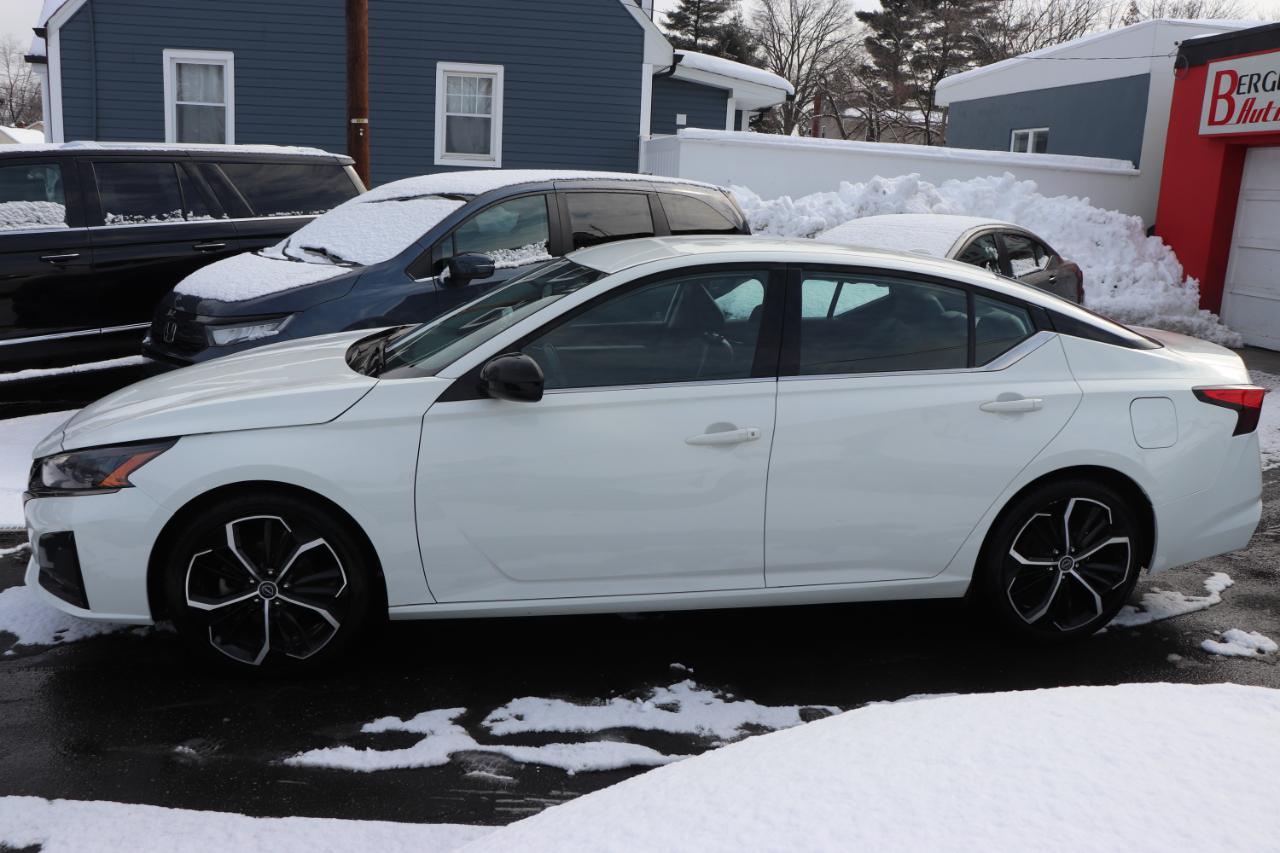 Nissan Altima 2.5 SR Sedan 2024