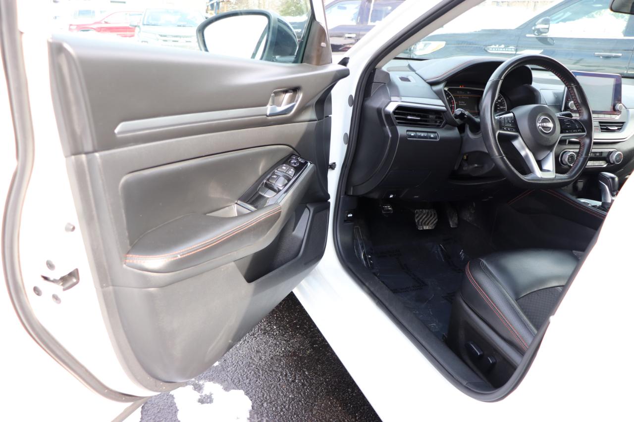 Nissan Altima 2.5 SR Sedan 2024