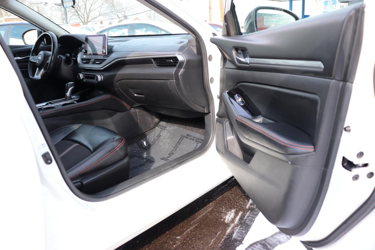 Nissan Altima 2.5 SR Sedan 2024