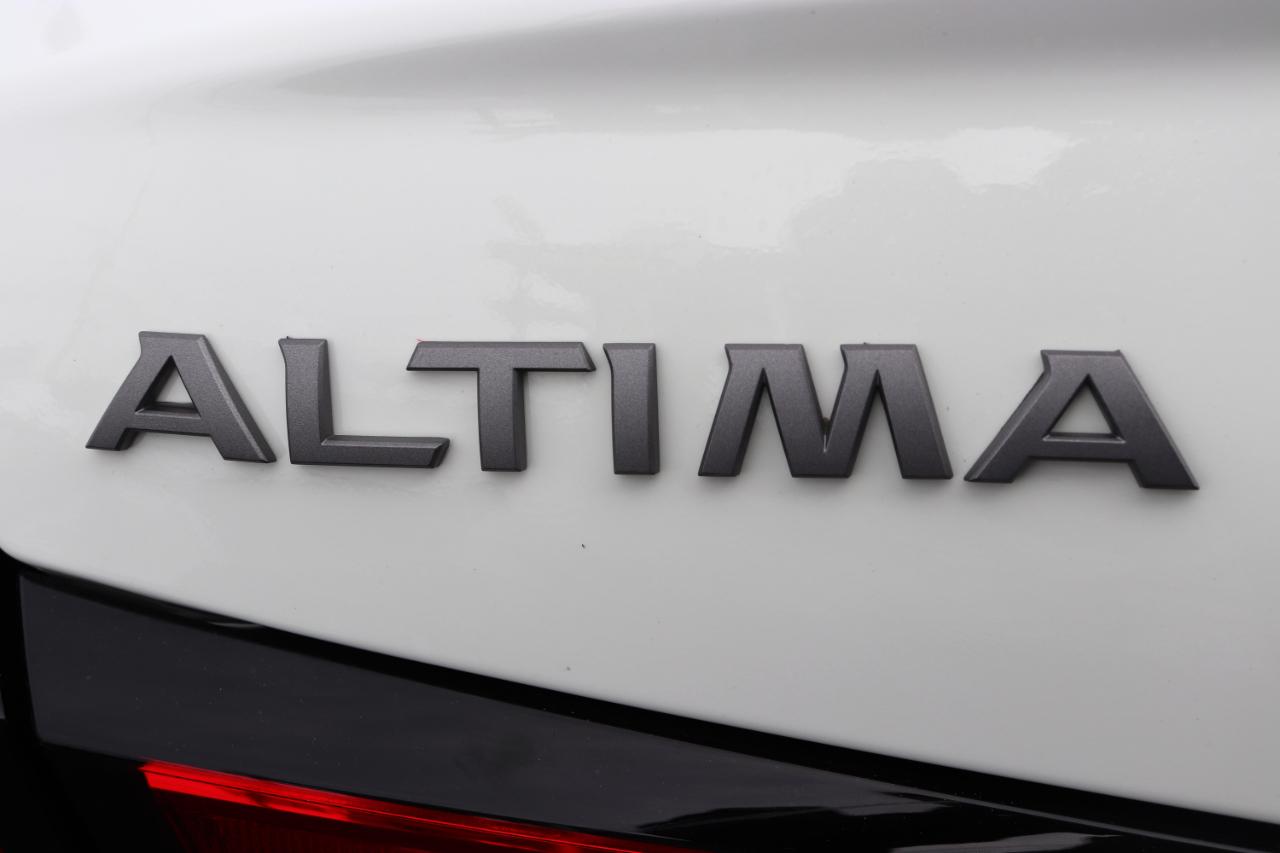 Nissan Altima 2.5 SR Sedan 2024