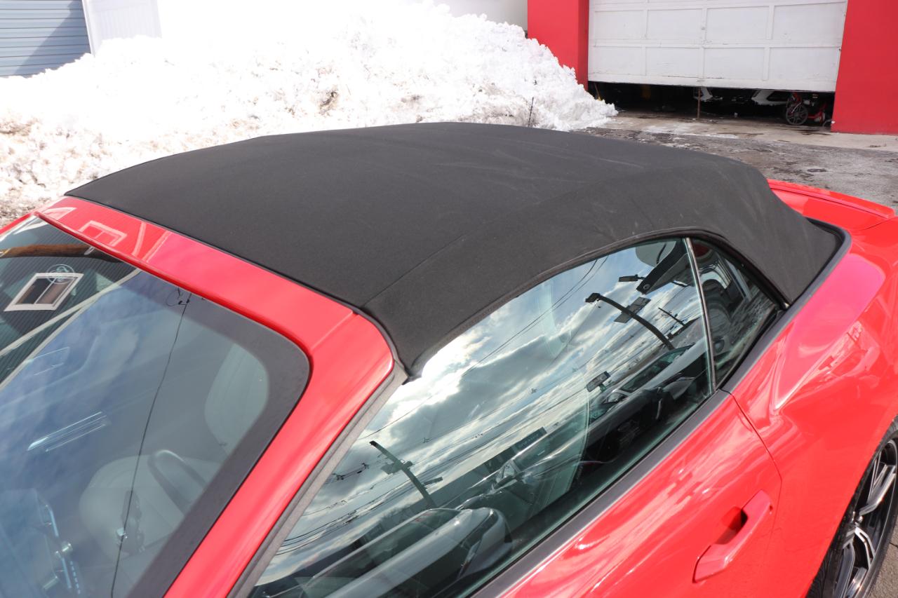 Ford Mustang EcoBoost Convertible 2024