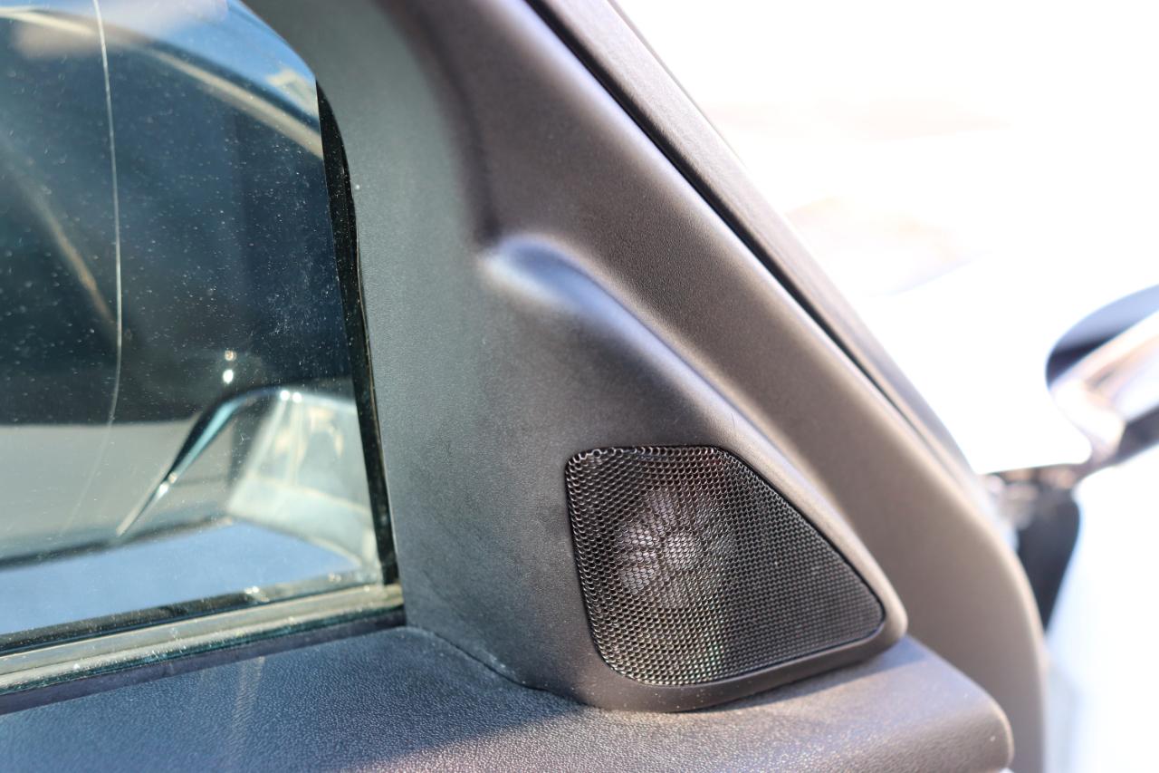 Land Rover Range Rover Velar P250 Dynamic SE 2025