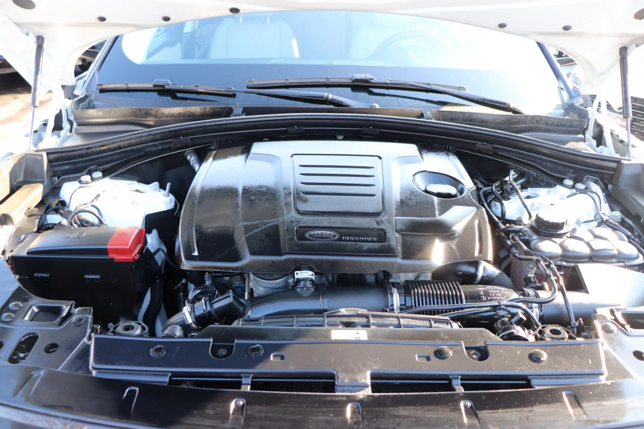 Land Rover Range Rover Velar P250 Dynamic SE 2025