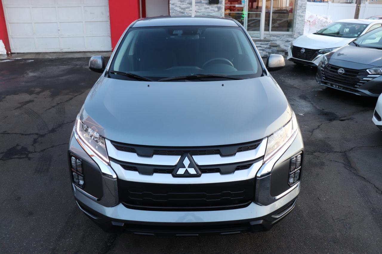 Mitsubishi Outlander Sport ES 2.0 AWC 2025