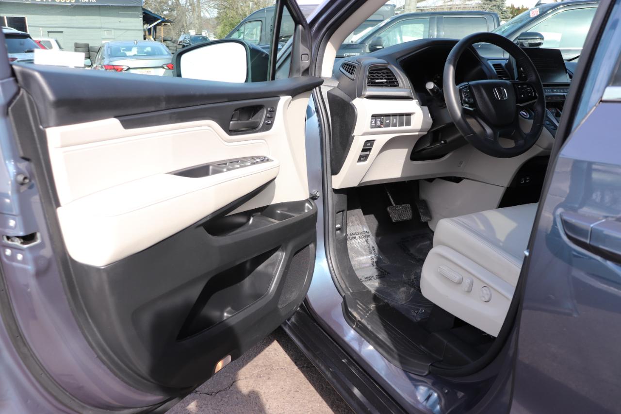 Honda Odyssey EX-L Auto 2025