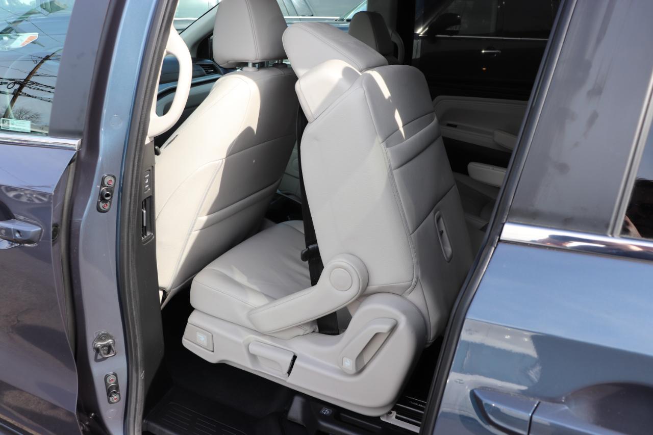 Honda Odyssey EX-L Auto 2025