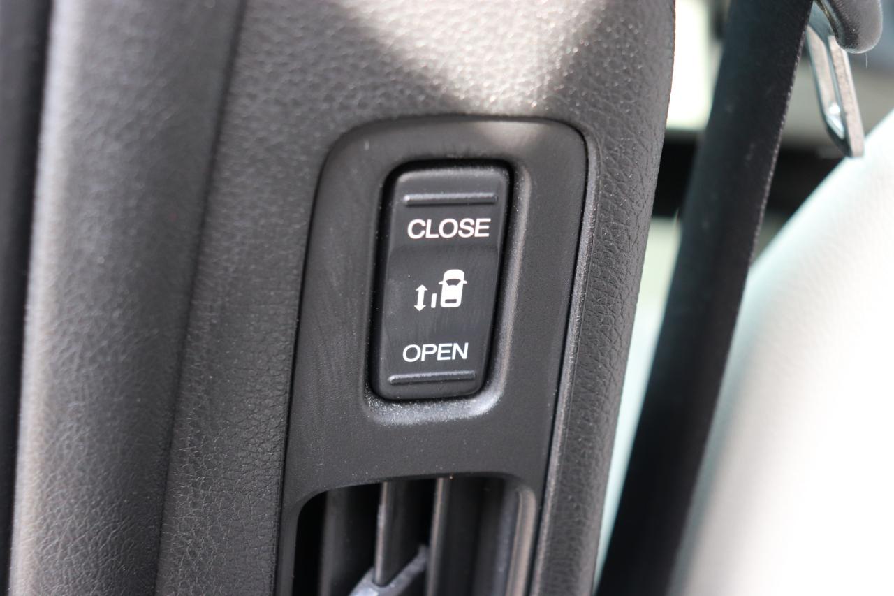 Honda Odyssey EX-L Auto 2025